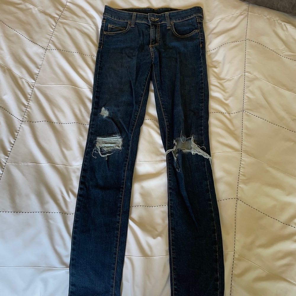 Carmar Ripped Jeans